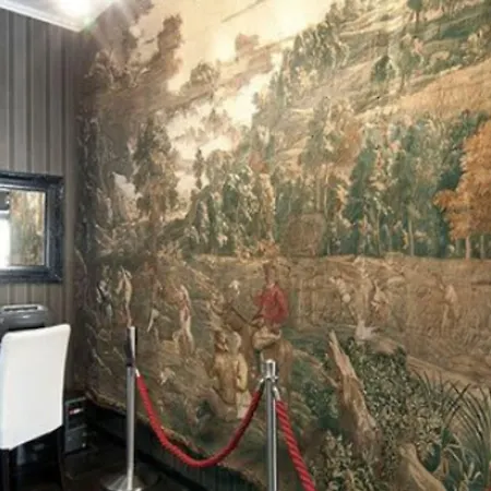 Royal Palace Luxury Hotel 4*