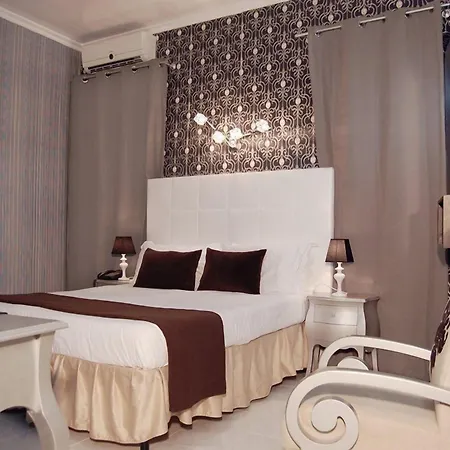 Royal Palace Luxury Hotel 4*