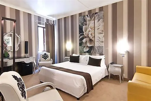 Otel Royal Palace Luxury 4*